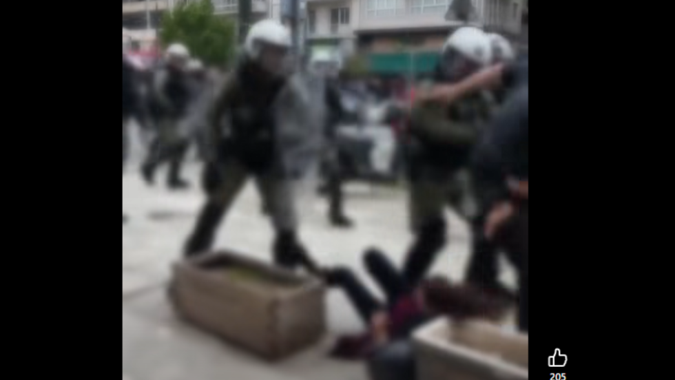Επεισόδια στο Εφετείο μετά την αθώωση Ρωμανού: Οργή για τη βιαιότητα των αστυνομικών εναντίον γυναίκας - ΕΔΕ διέταξε η ΓΑΔΑ